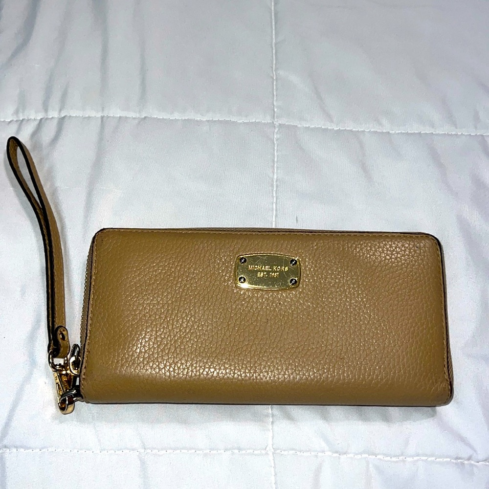 🌻Michael Kors Wallet